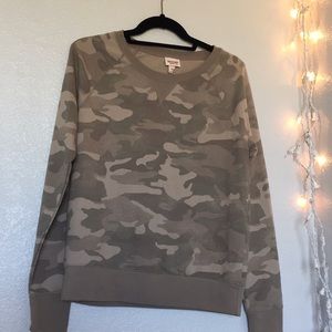 Camo print sweatshirt